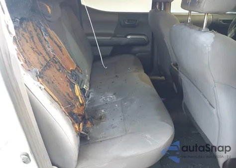 2016 Toyota Tacoma Sr5 V6 z USA, uszkodzony, nr VIN 3TMAZ5CN8GM015027